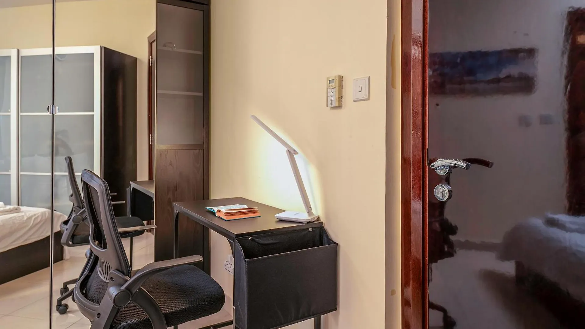 2-Bedroom Marina Skyline View In Jlt Dubai