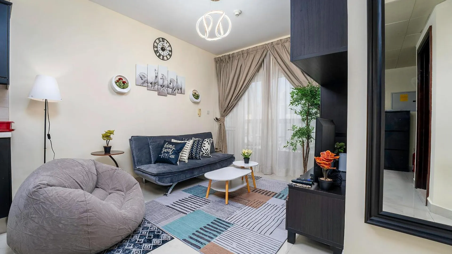 2-Bedroom Marina Skyline View In Jlt Dubai United Arab Emirates