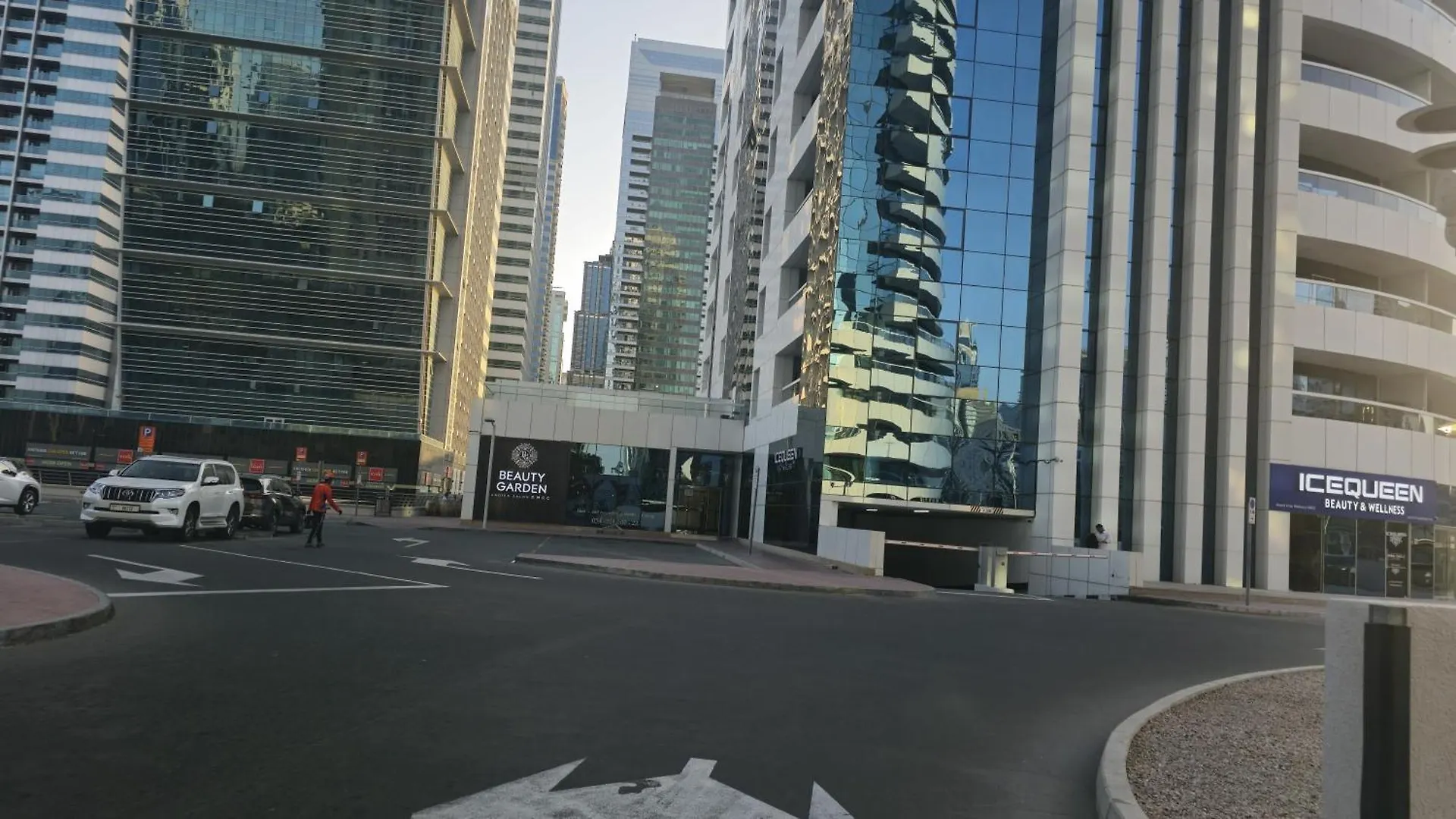 2-Bedroom Marina Skyline View In Jlt Dubai Apartment