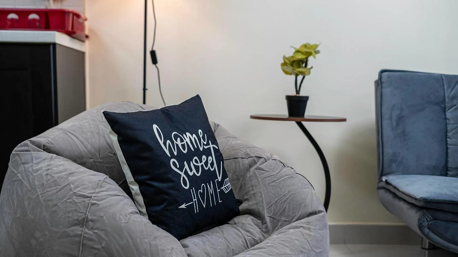 2-Bedroom Marina Skyline View In Jlt Dubai Apartment