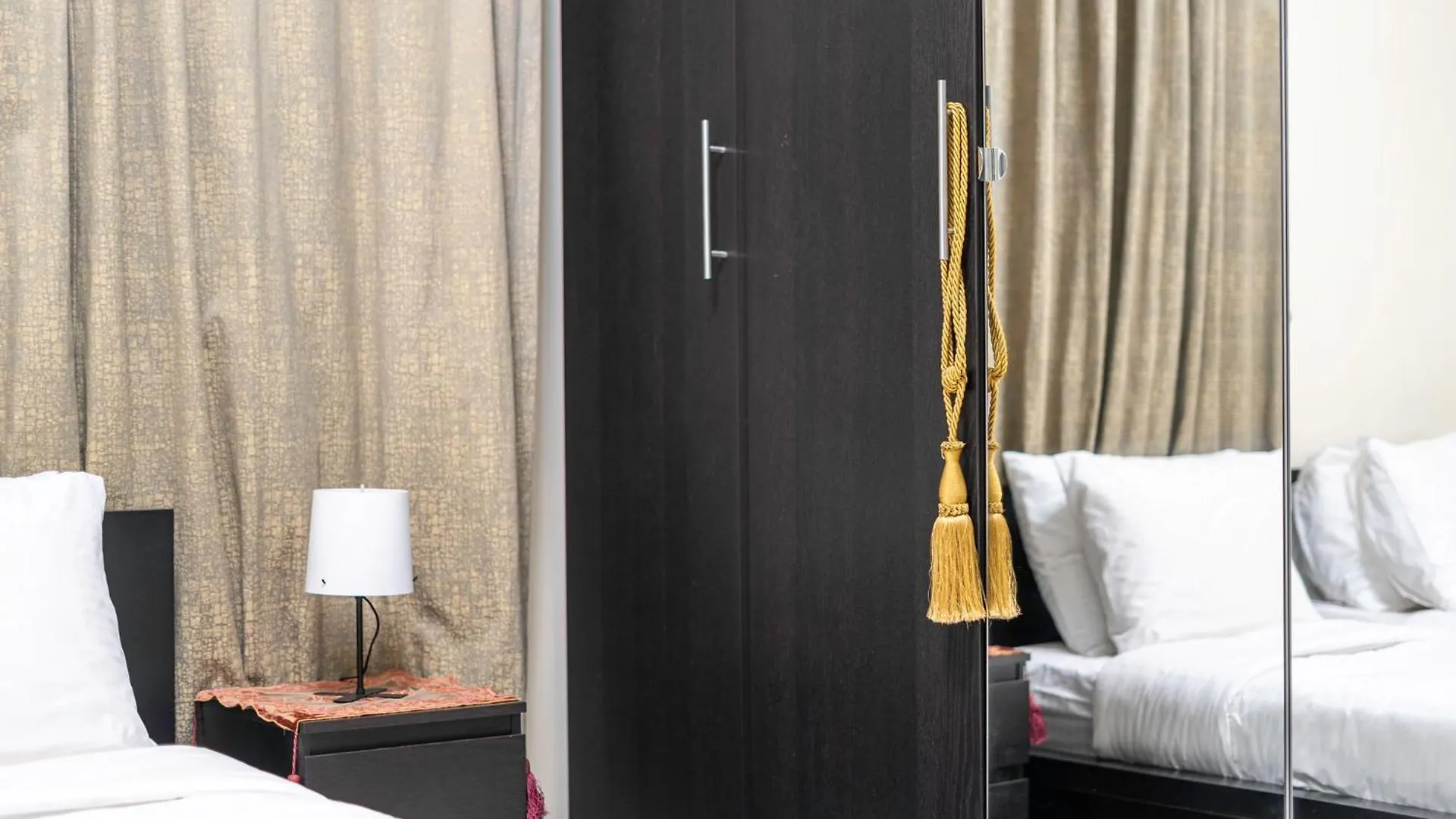 2-Bedroom Marina Skyline View In Jlt Dubai United Arab Emirates