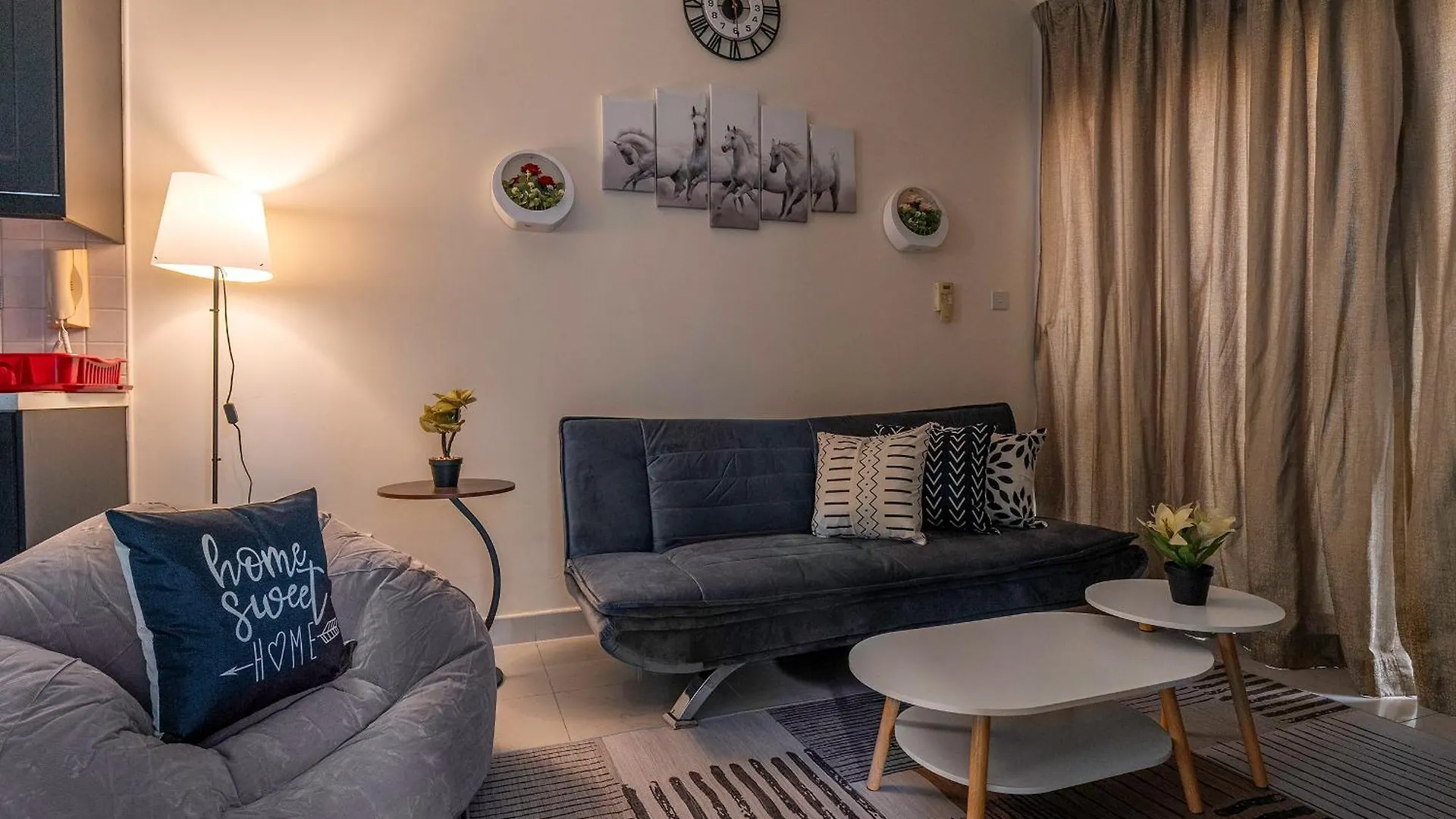 2-Bedroom Marina Skyline View In Jlt Dubai