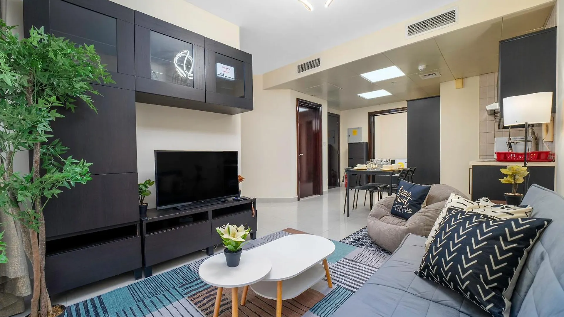 Apartment 2-Bedroom Marina Skyline View In Jlt Dubai United Arab Emirates